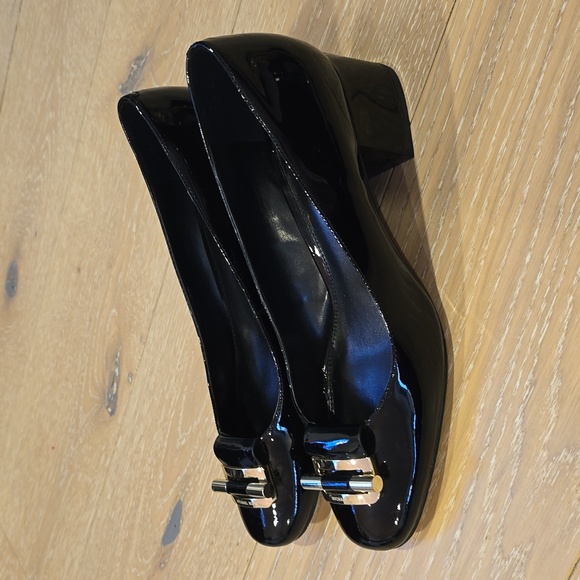 Michael Kors Heels Patent - Picture 4 of 7